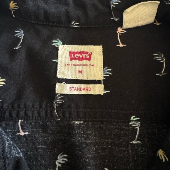 Levi’s Black Patterned Casual Button Down Shirt - Picture 2 of 3